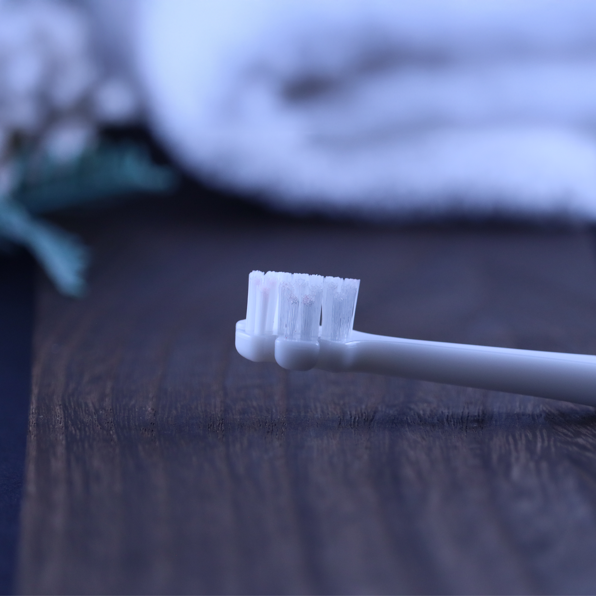 縦磨き歯ブラシTate. V5 白 White